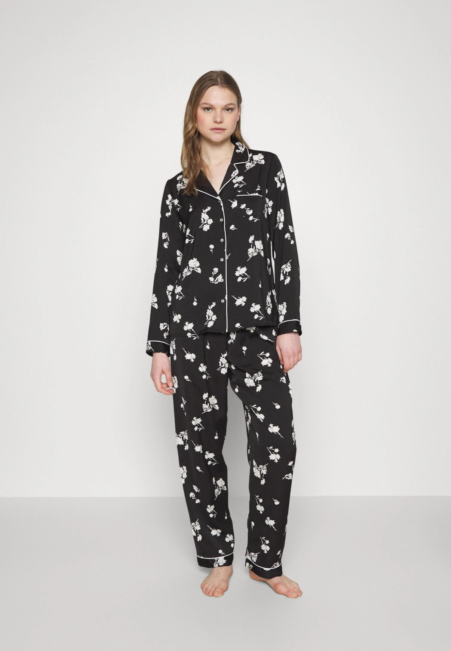 Anna Field Set - Pyjama - Black/Offwhite 3 Anna Field Set - Pyjama - Black/Offwhite