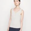 Top - Off-White 1 Top - Off-White -Anna Field 105fce407585420792bd003dc5dbcefc
