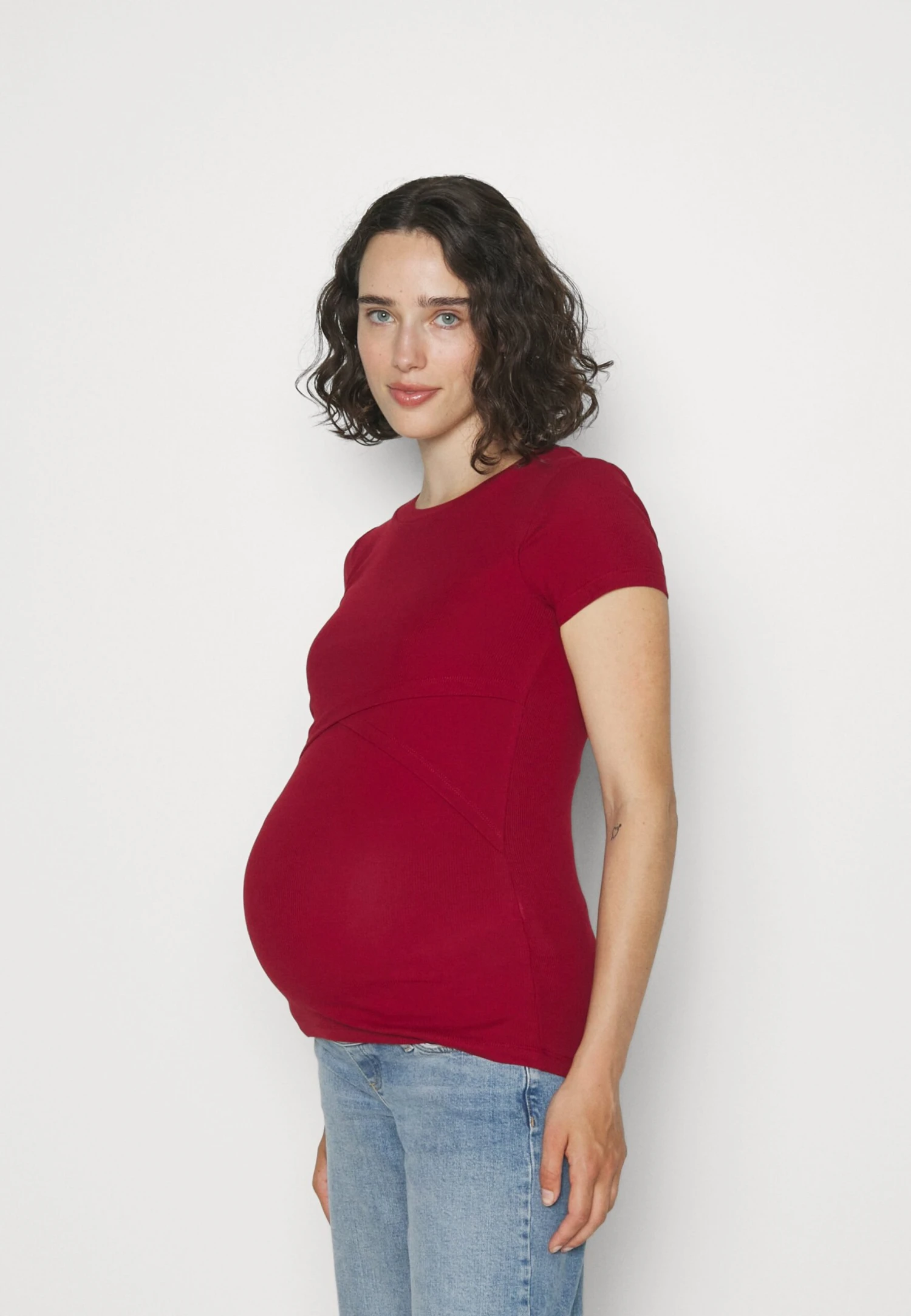 T-Shirt Basic - Dark Red 3 T-Shirt Basic - Dark Red