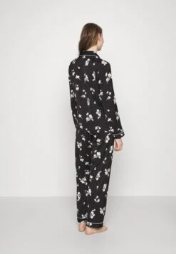 Anna Field Set - Pyjama - Black/Offwhite 10 Anna Field Set - Pyjama - Black/Offwhite -Anna Field 2100c15e3f744e0c9b0ed144b4c79831