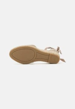 Anna Field Leather- Veterpumps - Beige 12 Anna Field Leather- Veterpumps - Beige -Anna Field 26cb444a728e4adf9ef8c4a0f3df987f