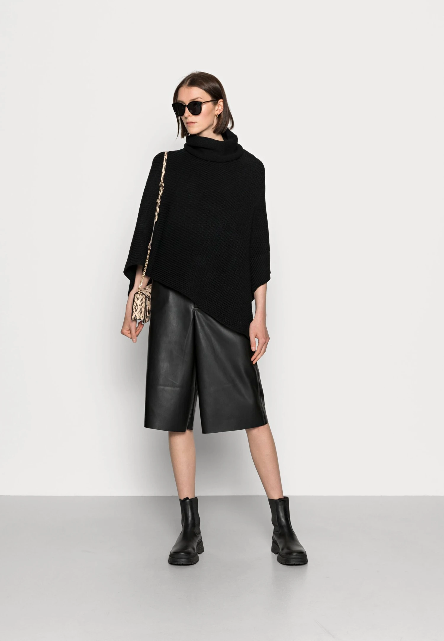 Anna Field Poncho - Black 4 Anna Field Poncho - Black - Afbeelding 2