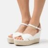 Sandalen Met Plateauzool - White 2 Sandalen Met Plateauzool - White -Anna Field 5058eac76d344af09fbe53eeead01624