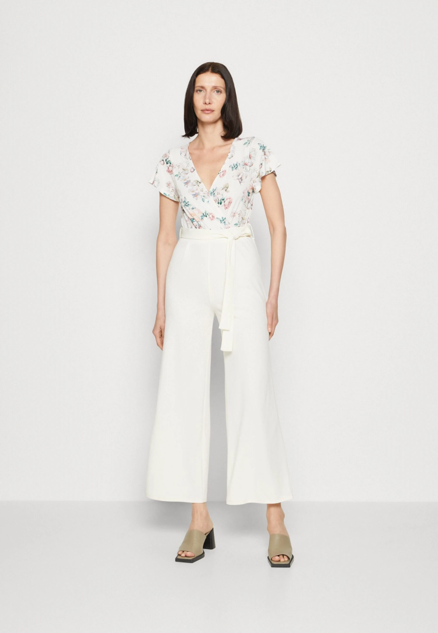 Anna Field Jumpsuit - Beige/White 3 Anna Field Jumpsuit - Beige/White