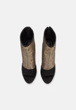 Anna Field Korte Laarzen - Gold 13 Anna Field Korte Laarzen - Gold -Anna Field 6a692bfe8c44469ba763ee3626fdc596