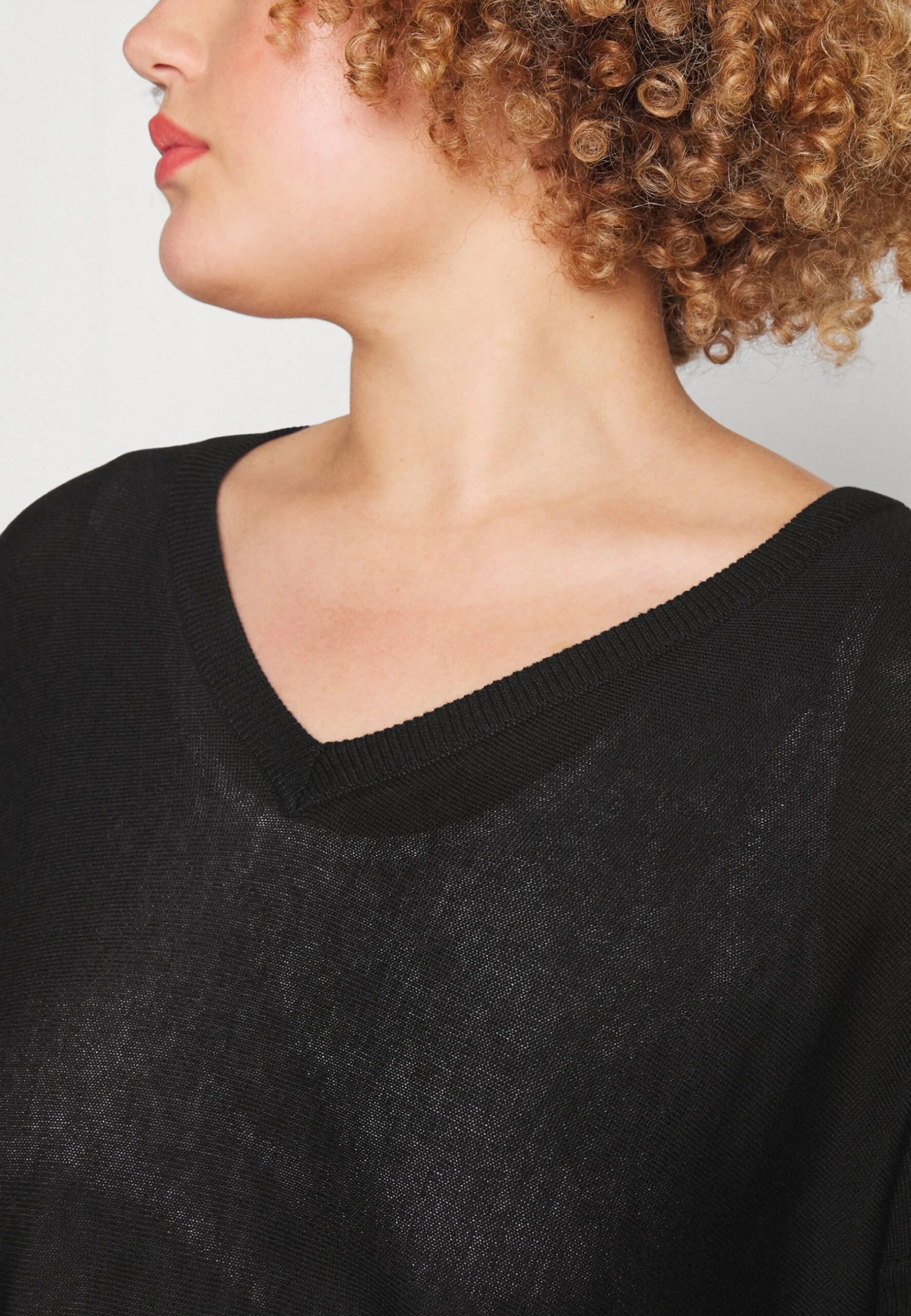 Plus Size - Trui - Black 7 Plus Size - Trui - Black - Afbeelding 5