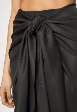 Anna Field Geo Print Sarong / 917 - Multi-Coloured - Wikkelrok - 802 - Black 11 Anna Field Geo Print Sarong / 917 - Multi-Coloured - Wikkelrok - 802 - Black -Anna Field 71da9d424dee400caf1e72f623f91e8a