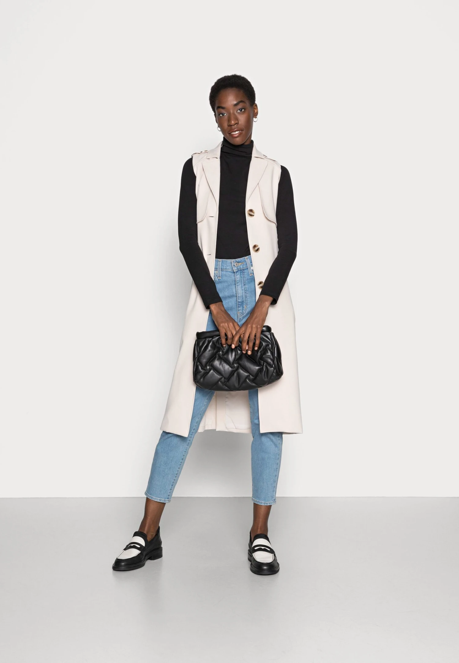 Anna Field Longsleeve - Black 4 Anna Field Longsleeve - Black - Afbeelding 2