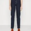 Straight Leg Jeans - Dark Blue Denim 1 Straight Leg Jeans - Dark Blue Denim -Anna Field 90224feeb15844ebbfa8d0a777a73b6f