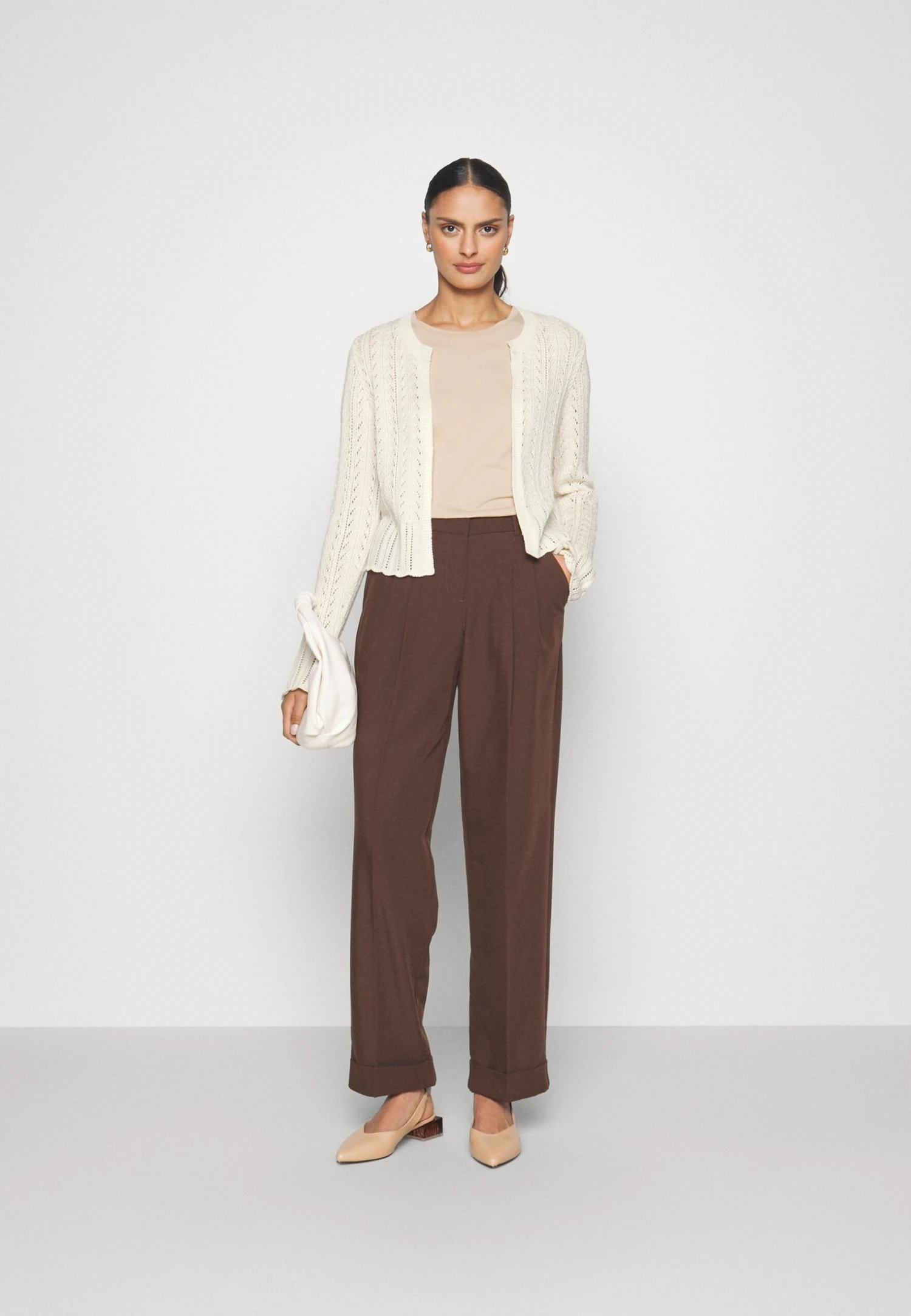 Anna Field Pointelle Bolero - Vest -Offwhite 4 Anna Field Pointelle Bolero - Vest -Offwhite - Afbeelding 2