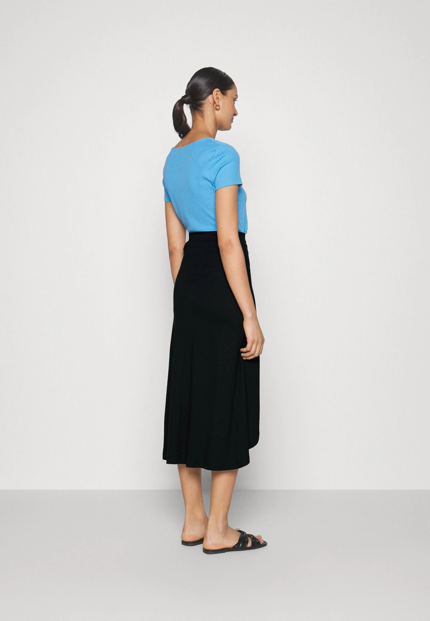 Anna Field Basic Wrap Over Midi Skirt- A-Lijn Rok - Black 5 Anna Field Basic Wrap Over Midi Skirt- A-Lijn Rok - Black - Afbeelding 3
