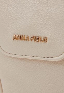 Anna Field Telefoonhoesje - Beige 9 Anna Field Telefoonhoesje - Beige -Anna Field 95ef3e38a42e47e29e8a99110c8e77f2