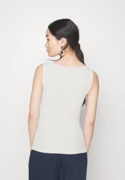 Top - Off-White 9 Top - Off-White -Anna Field a67c373bf64e47cf9531ee5072257d33