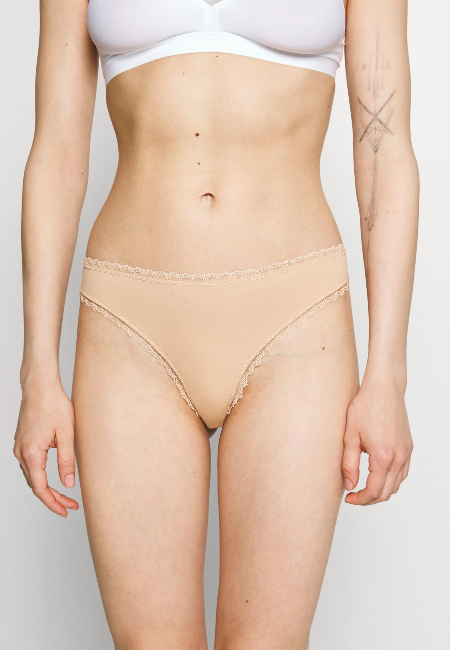 Anna Field 5 Pack - String - Black/White/Nude 7 Anna Field 5 Pack - String - Black/White/Nude - Afbeelding 5