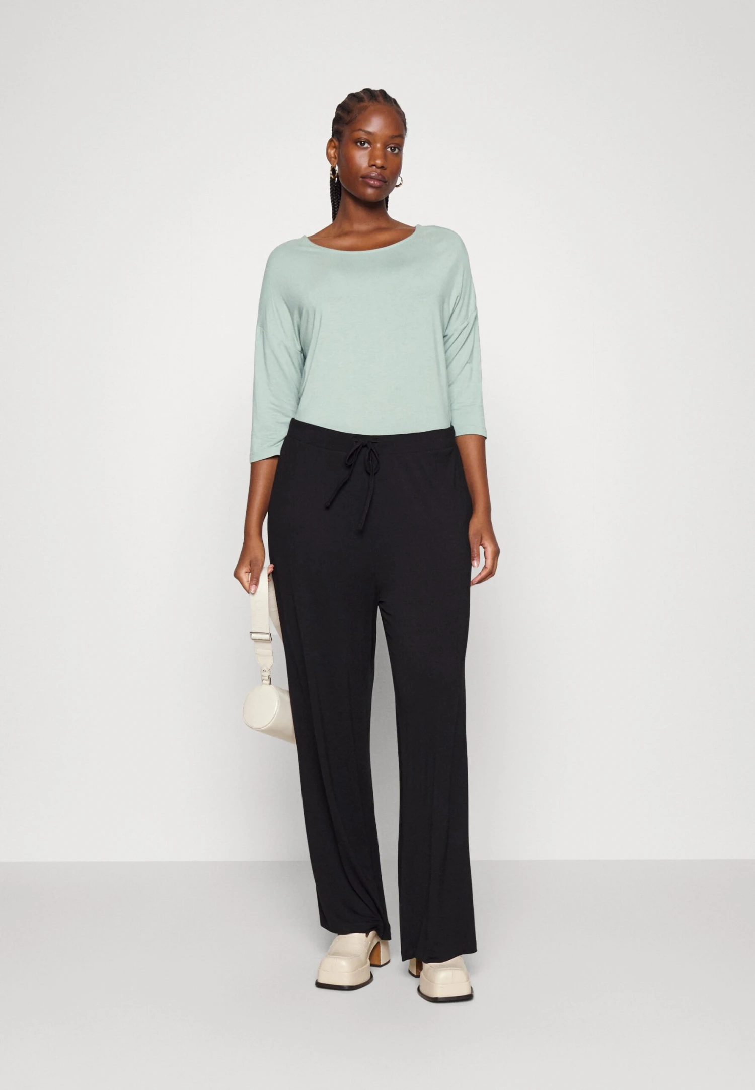 Longsleeve - Light Green 4 Longsleeve - Light Green - Afbeelding 2