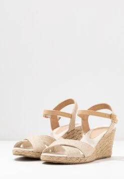 Anna Field Sandalen Met Sleehak - Beige 13 Anna Field Sandalen Met Sleehak - Beige -Anna Field ca5dd38cc82a4b4f889bfd190f1c7ade