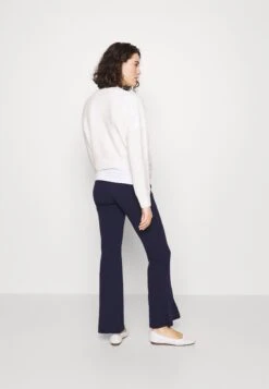 Maternity Business Flare - Trainingsbroek - Dark Blue 9 Maternity Business Flare - Trainingsbroek - Dark Blue -Anna Field d0f4a3f164d64f16a351c1d1c3872fe2