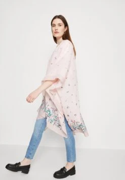 Anna Field Poncho - Pink 11 Anna Field Poncho - Pink -Anna Field ed66833729c5414485a643fb9042bf2e
