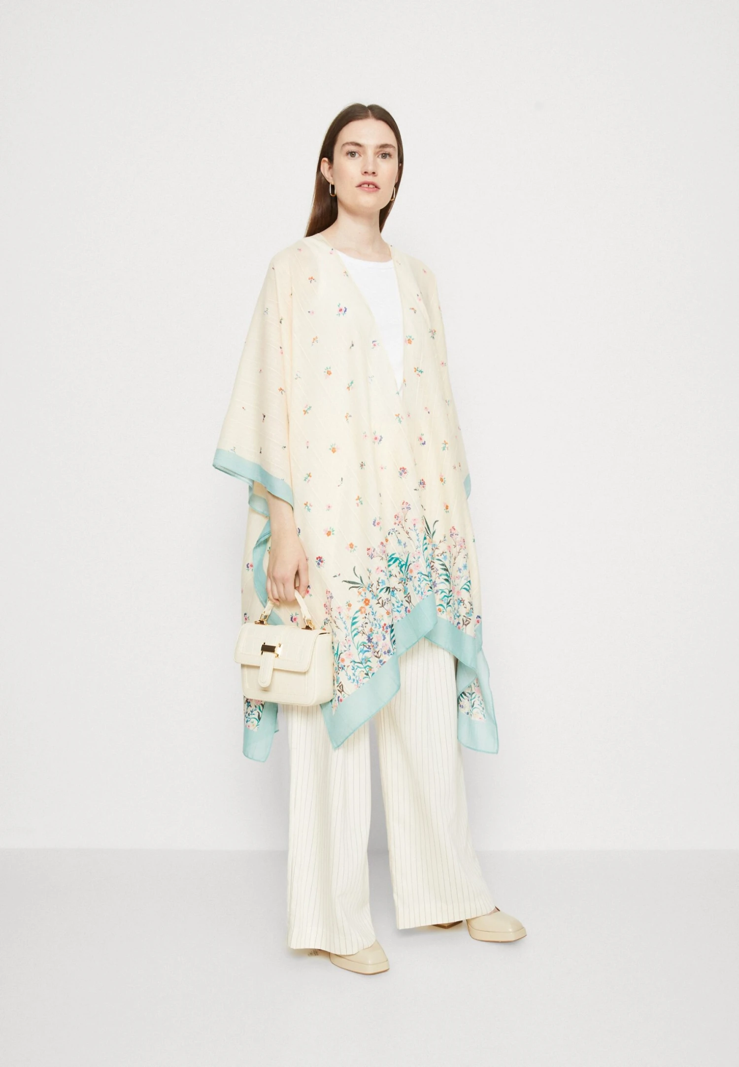 Anna Field Poncho - Yellow 4 Anna Field Poncho - Yellow - Afbeelding 2