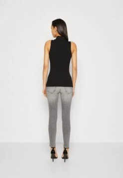 Anna Field Top - Black 10 Anna Field Top - Black -Anna Field ff1abcb8f3b44f8c894232b117cb635e